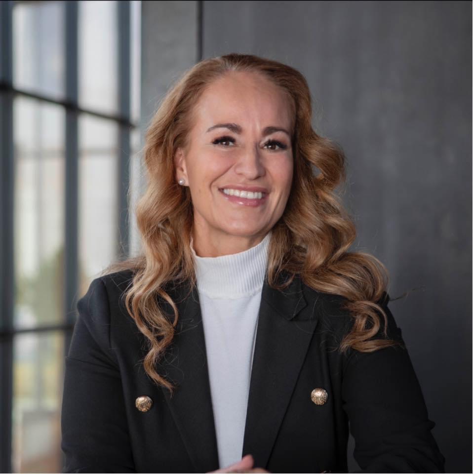 Anita Reinsborg — Founder & CEO